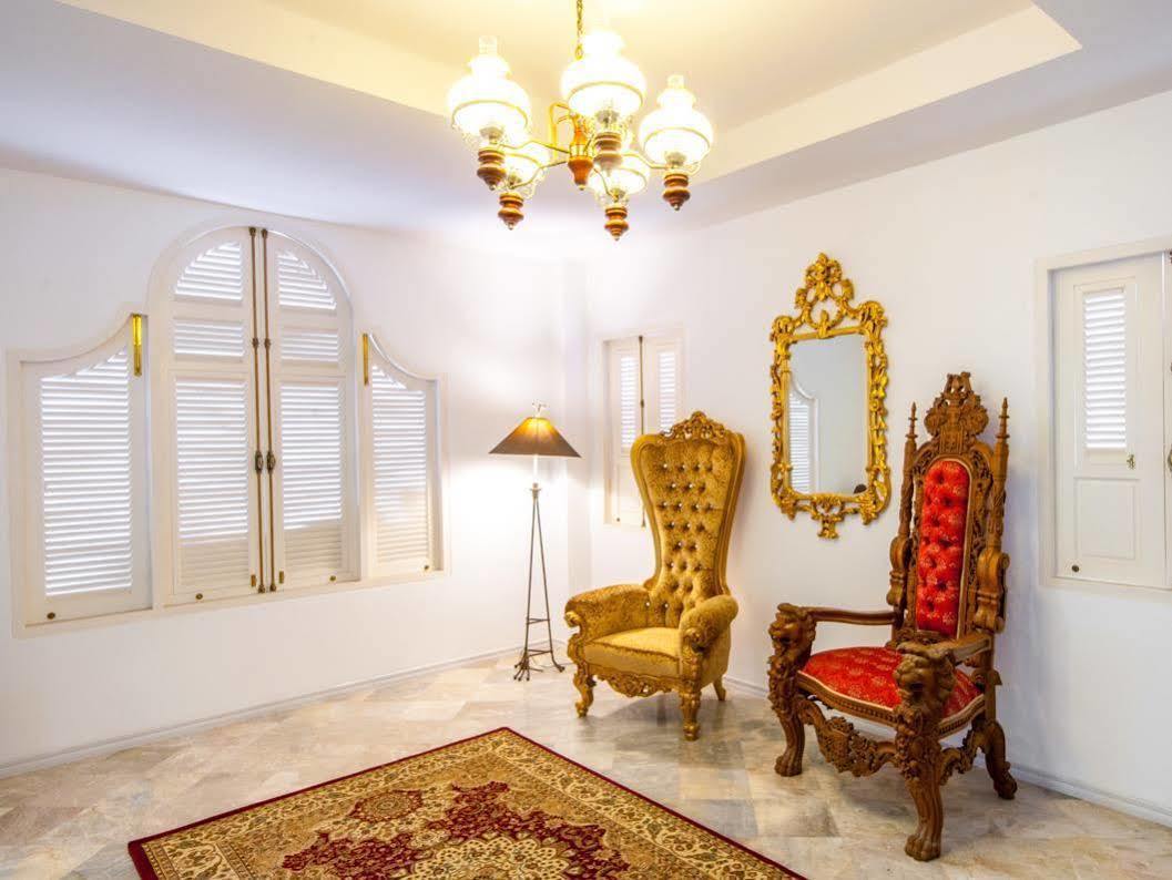 מלון בנגקוק Dharasom' S Colonial House מראה חיצוני תמונה